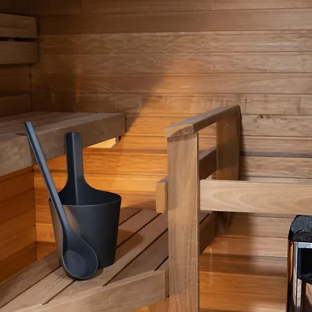 Uleabo Luxurious And Spacious 55m2 With Sauna!